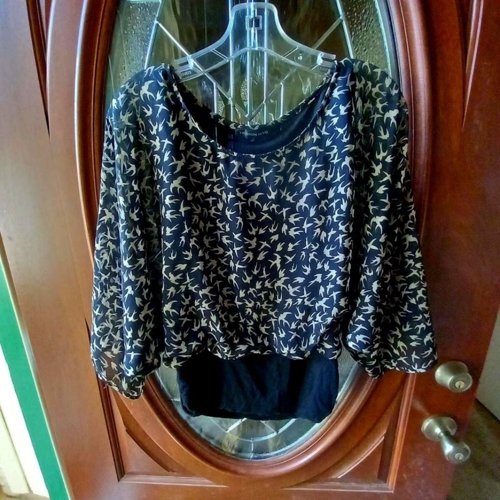 Fashion Blv Black/Tan Top Size M